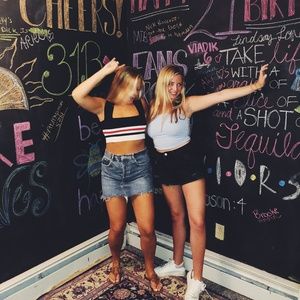 LF CROP TOP SIZE S VINTAGE